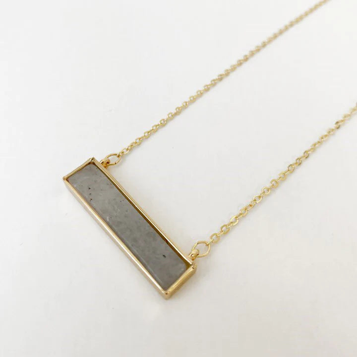 1451 - Stone Pendant Necklace
