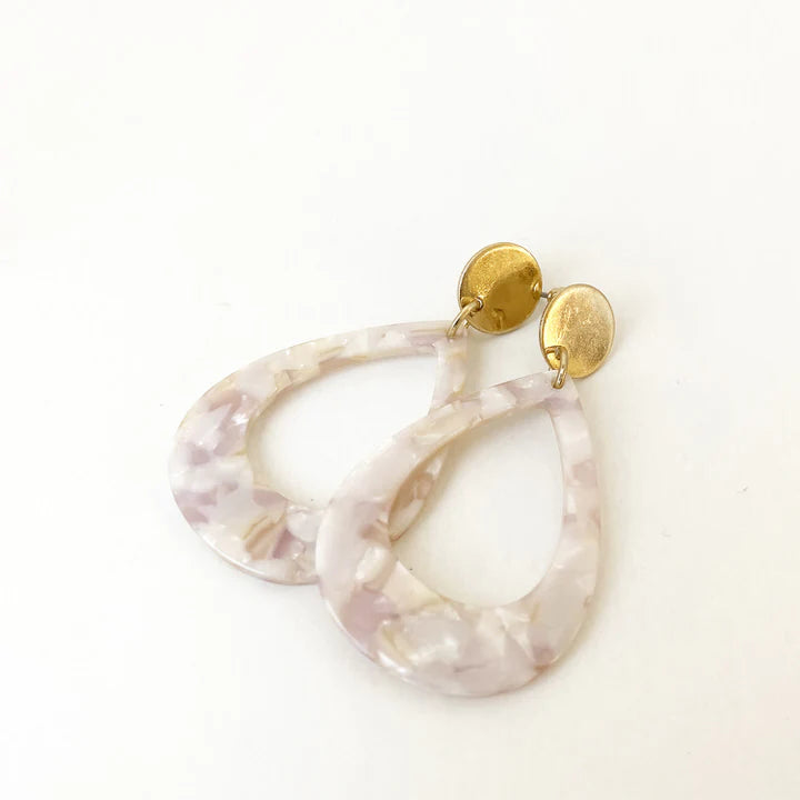 2435 - RESIN DROP EARRINGS - NUDE