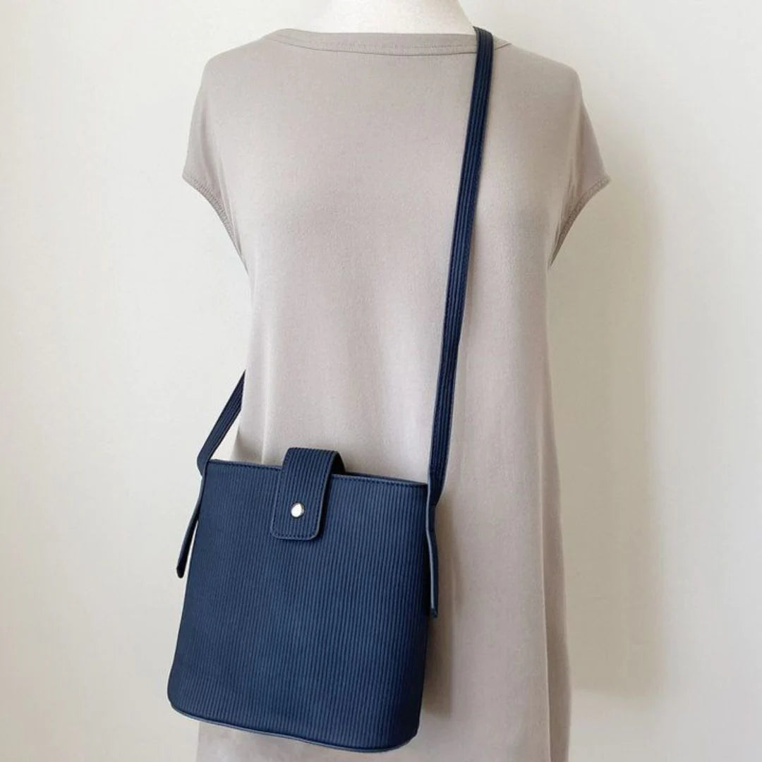 7089 - CROSSBODY BAG - NAVY