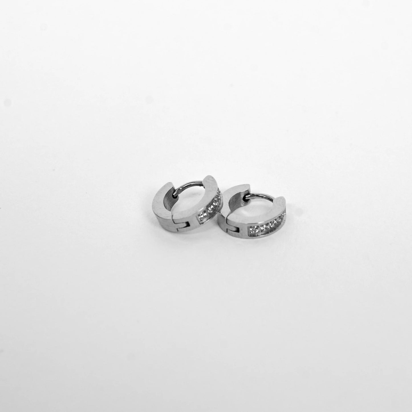 E002 - STAINLESS SILVER HUGGIES W/ CRYSTALS