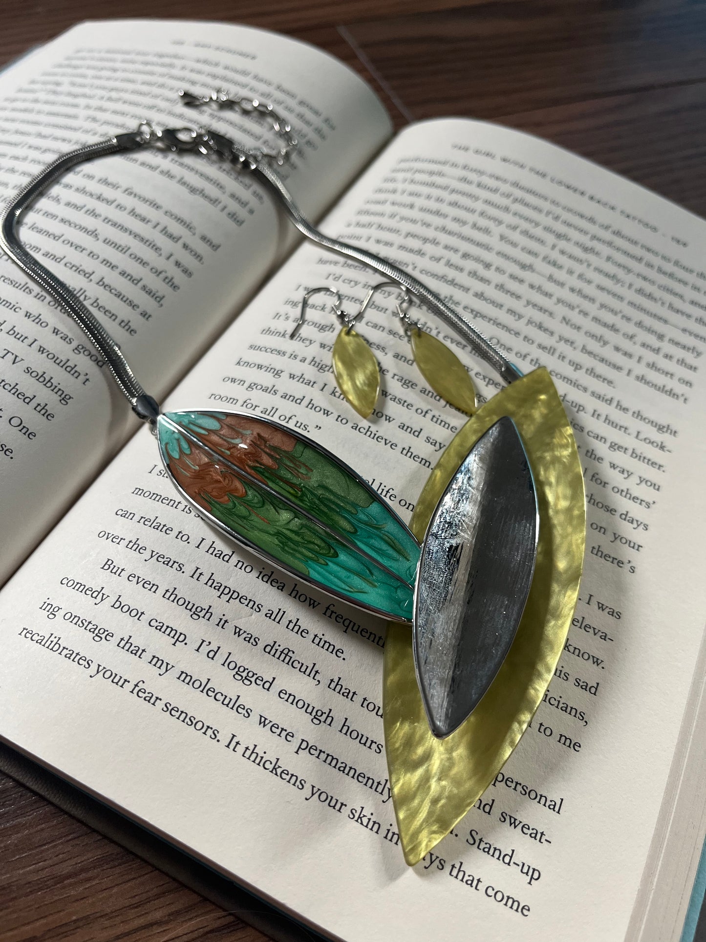 Abstract Leaf Set (Earrings & Necklace)