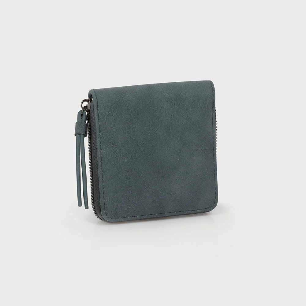 7135 - Square zippered wallet with card slots and closed coin pocket - Green