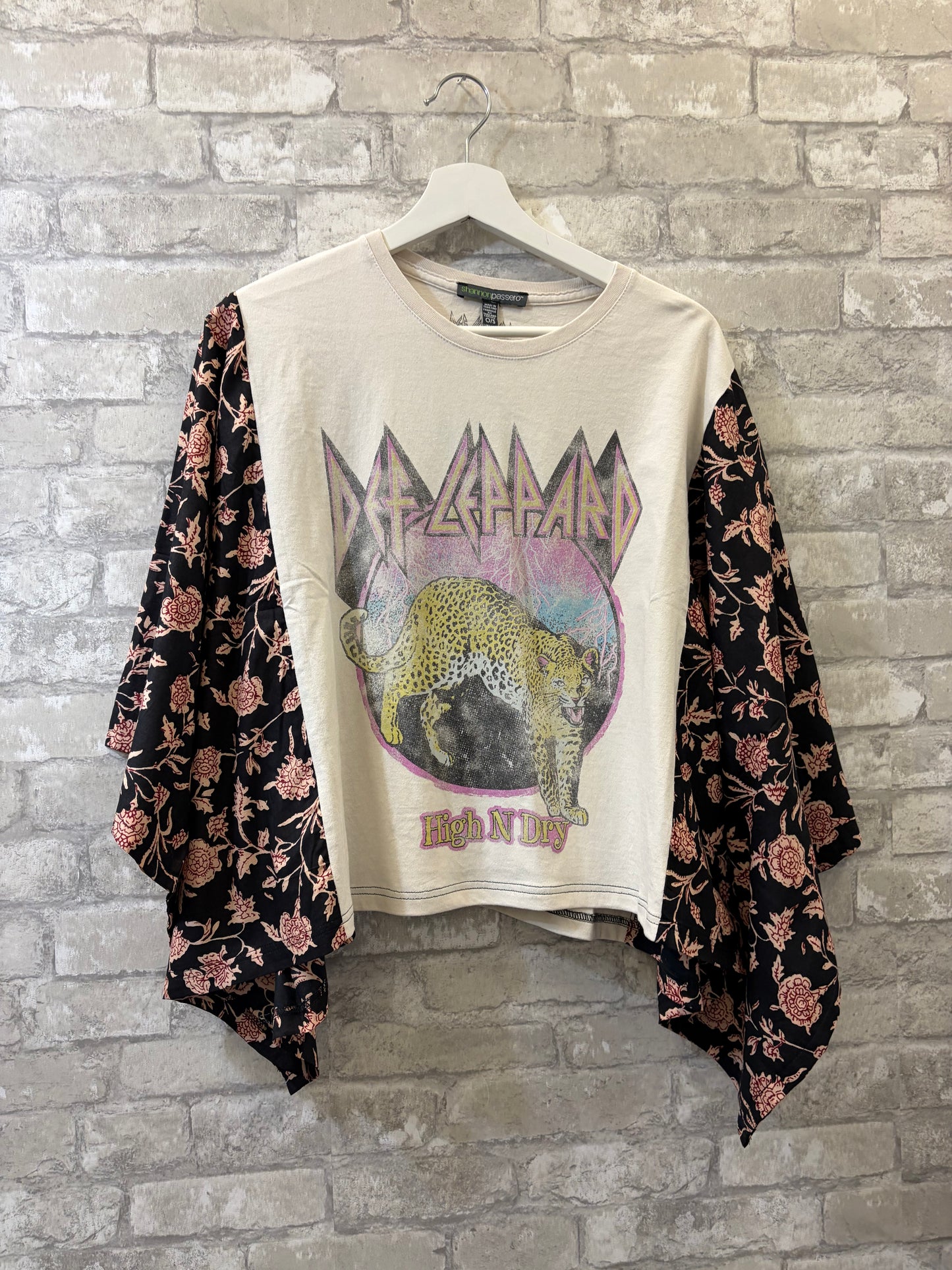 The Banded Pullover Top (Def Leopard)