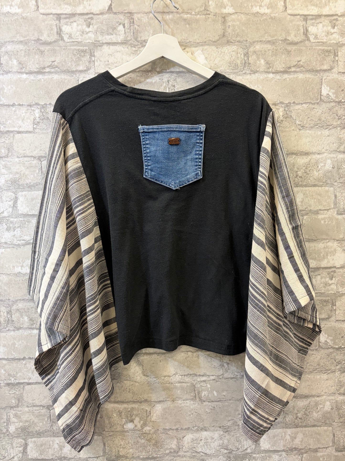 The Banded Pullover Top (Guns N' Roses)