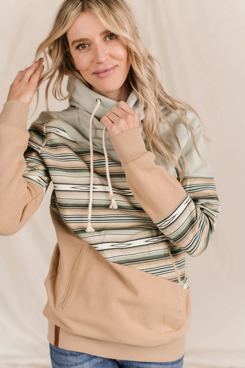 Preloved - Ampersand Singlehood sweatshirt- Avocado Toast