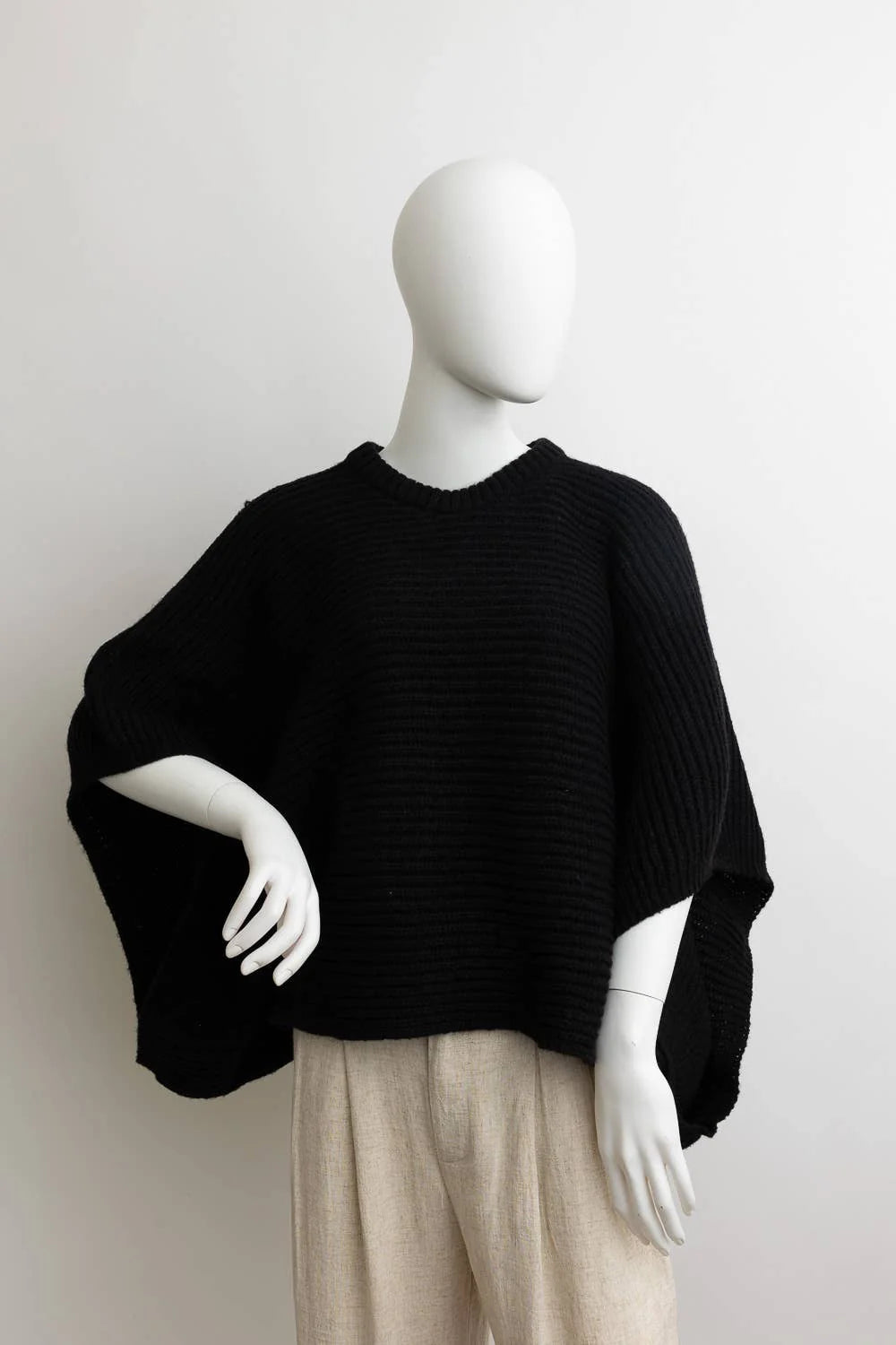 Minimalist Crew Neck Poncho - Black