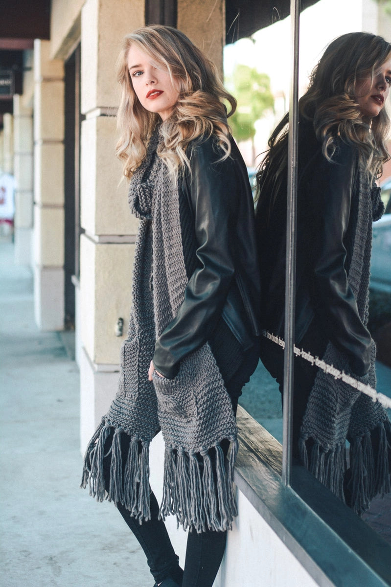 Oversized Two Pocket Tassel Scarf - Charcoal