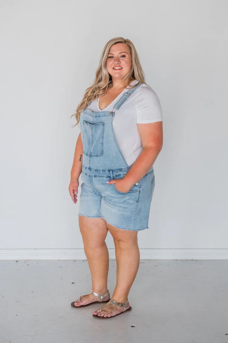 Cutoff Loose Fit Shorts Overalls - Light Wash