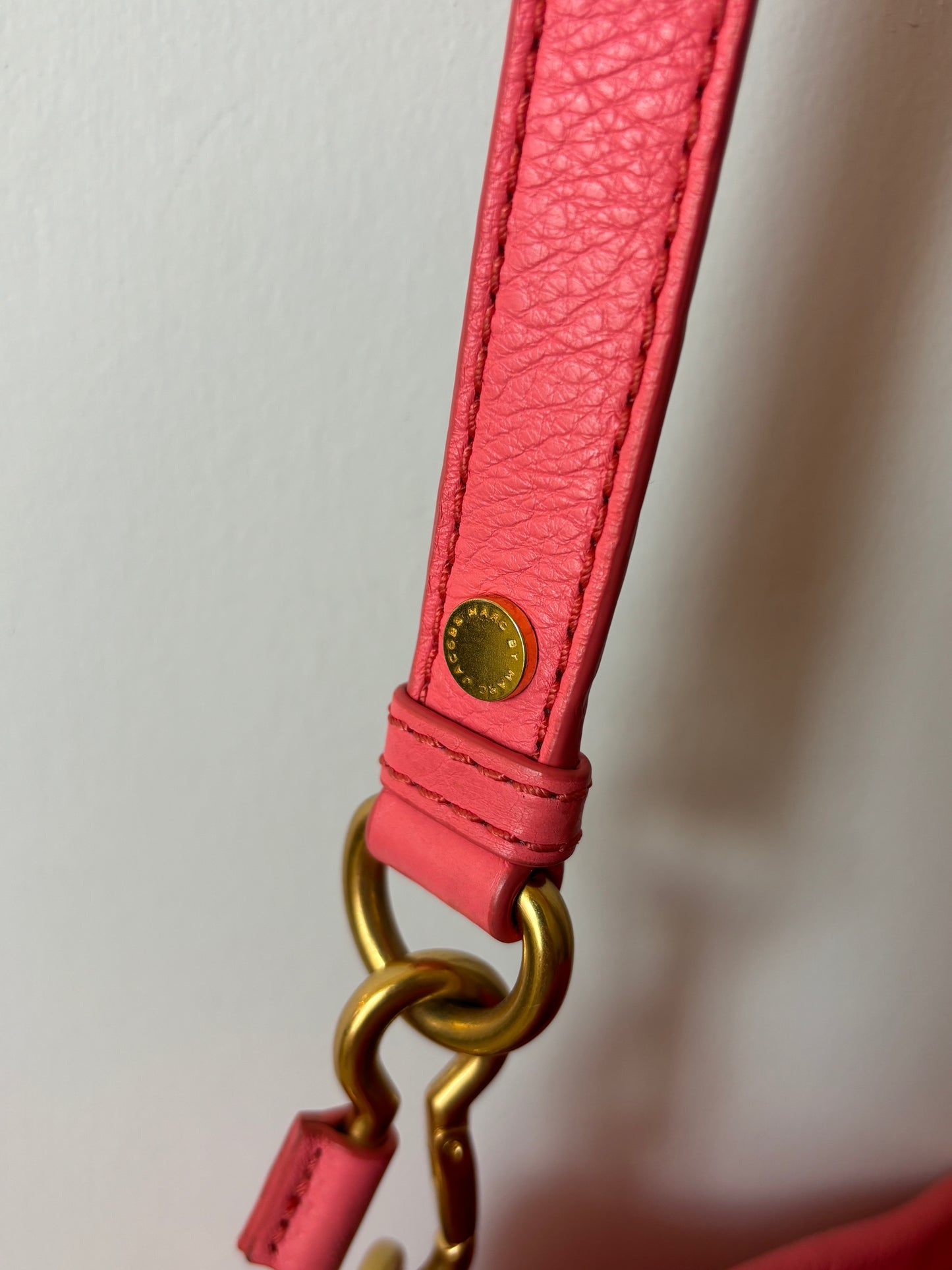 PRE-LOVED - Marc by Marc Jacobs too hot to handle leather crossbody bag