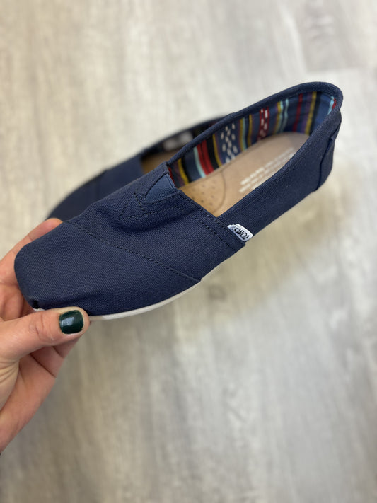 Pre-Loved Toms Navy Slip On