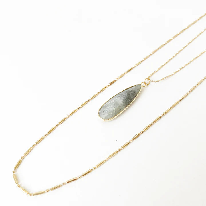 1525 - GOLD LONG INDIVIDUAL CHAINS WITH REAL STONE PENDANT