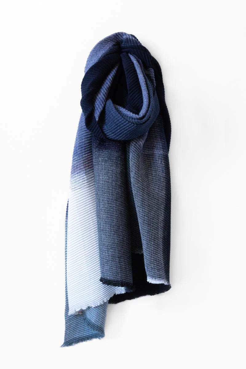 6136 - Large Rippled Colour Block Pattern Scarf - Blue