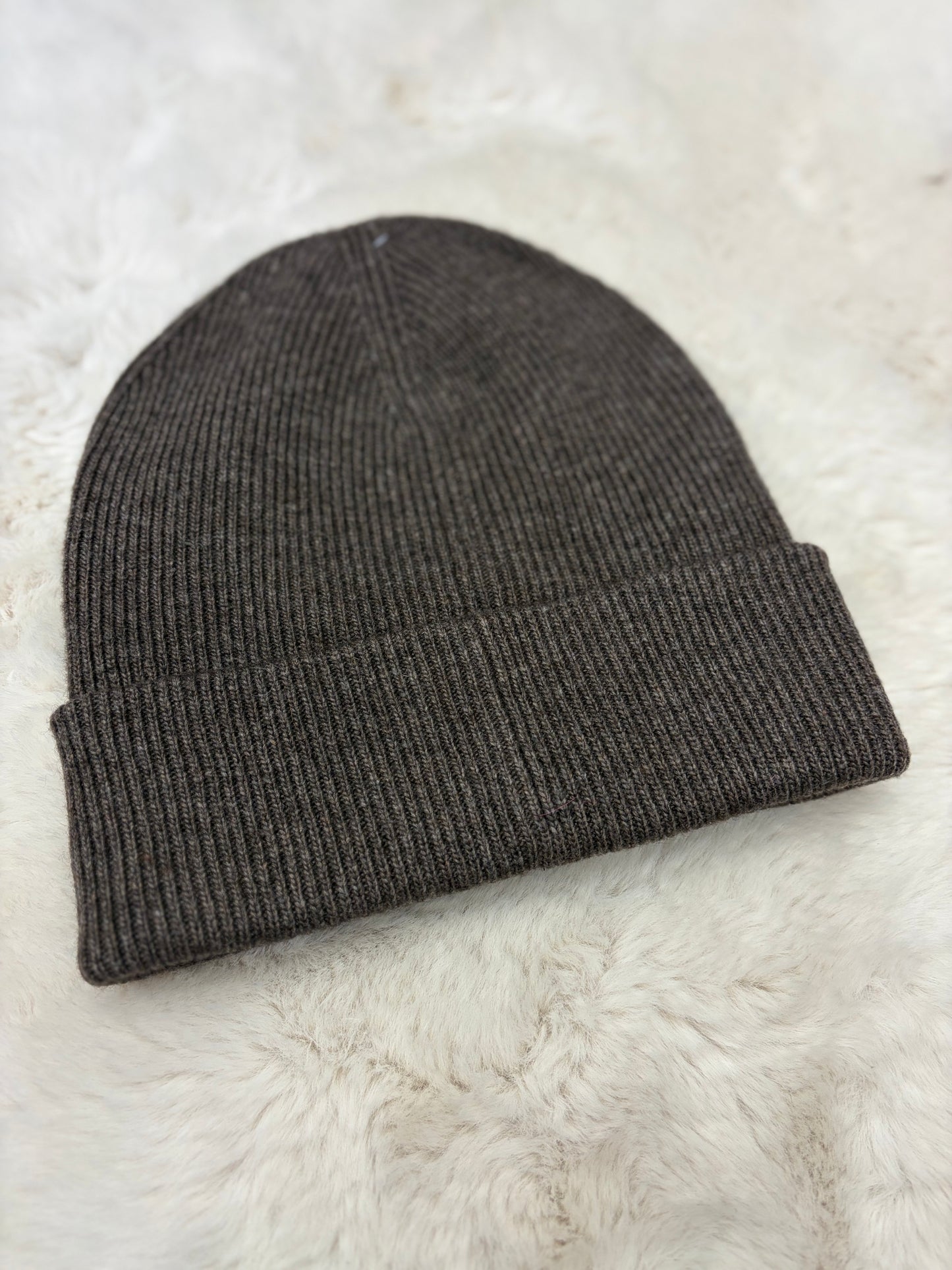 Ribbed Cuff Beanie - Brown
