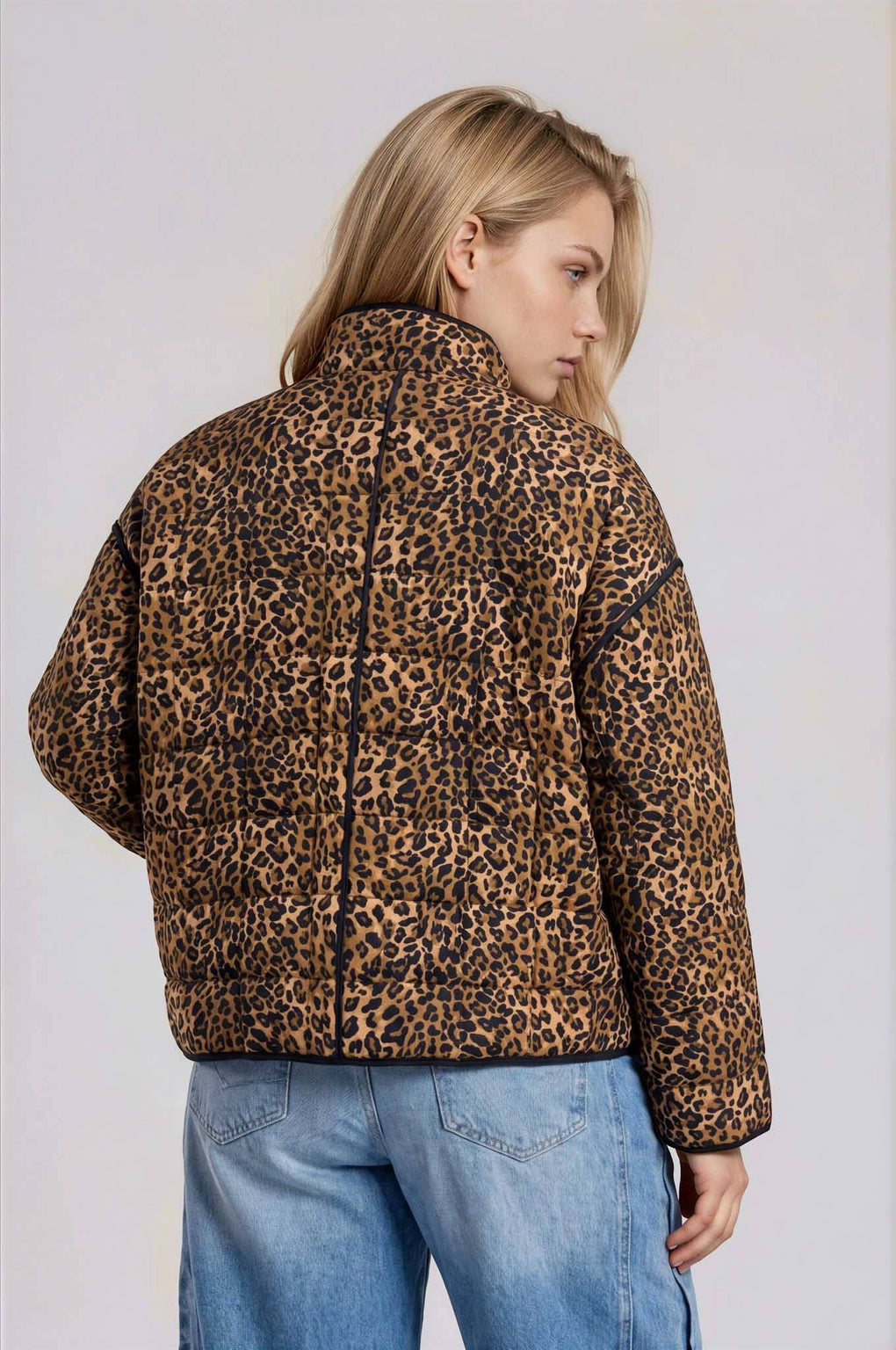 Curvy - The Leopard Snap Button Jacket