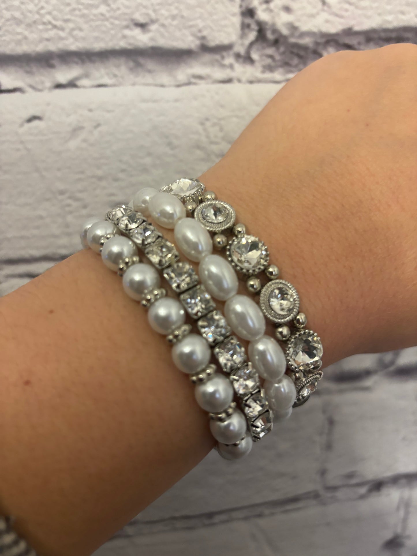 SET OF 4 SILVER BRACELETS