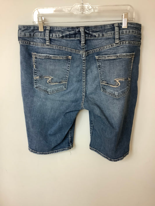 Pre-Loved Silver Jeans Elyse Bermuda Shorts