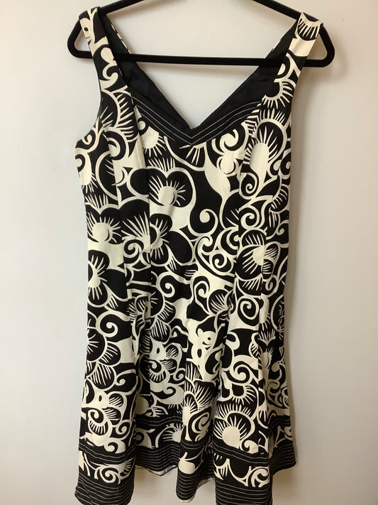 Pre-Loved Cartise Dress Black & White
