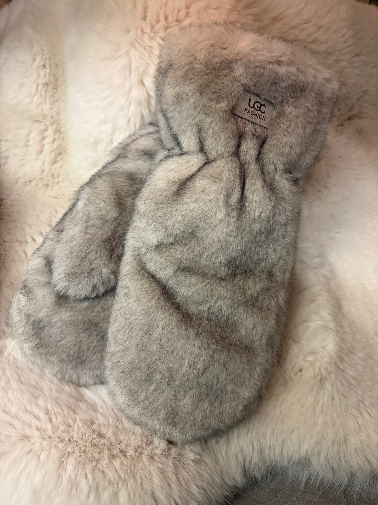 (Faux Fur Mittens - Light Grey