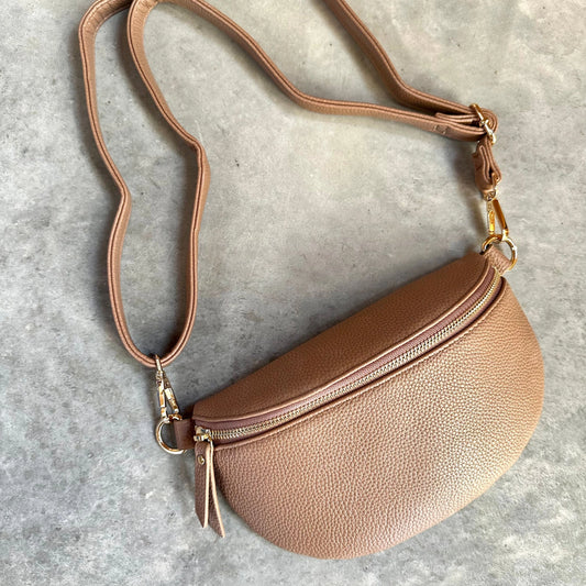 The Mello Crossbody Bag - Tan
