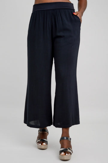 Linen Bamboo Capri - Black