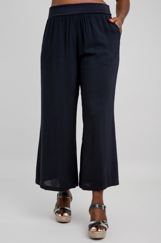 Linen Bamboo Capri - Black