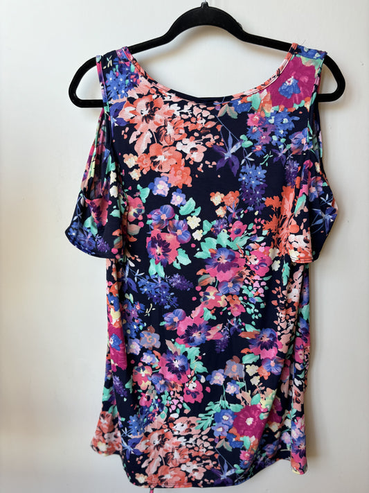 NWT - Heimish Floral Top